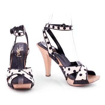 508. YVES SAINT LAURENT, a pair of polka-dotted sandals. Size 39.