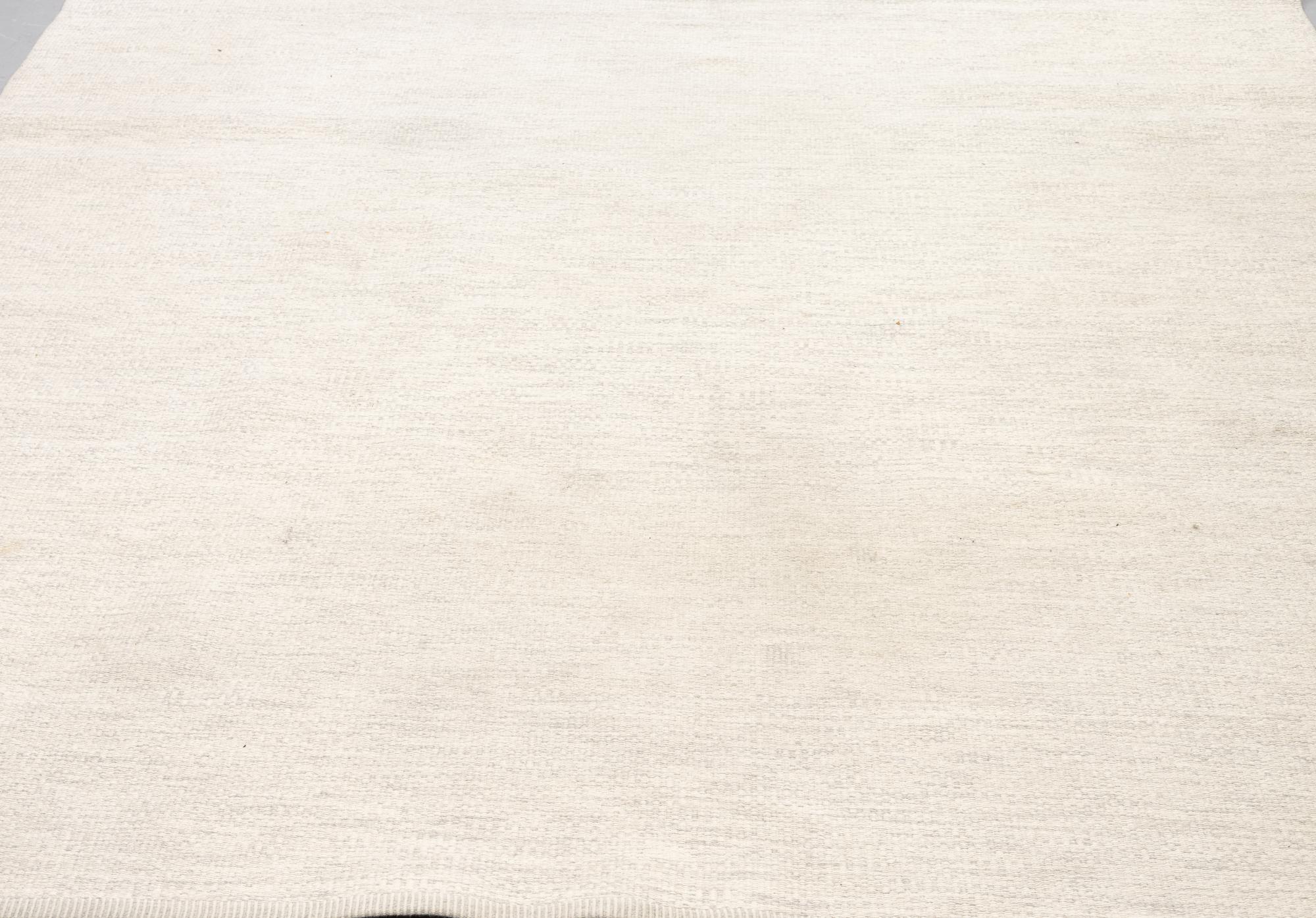 Carpe, flat weave, Kasthall, ca 250 x 239 cm.