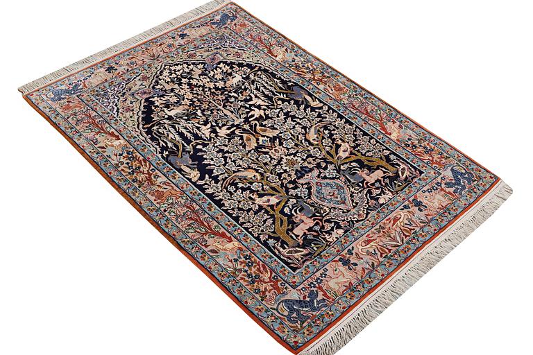 A rug, Esfahan, part silk, ca 159 x 103 cm.