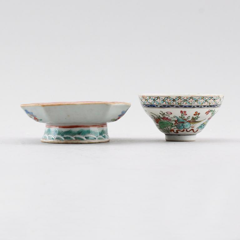SKÅLAR, 2 st, porslin, Kina, 1800-/1900-tal.