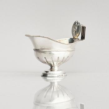 Erik Löfgren, gräddkanna, silver, (verksam 1786-1796) Umeå. Gustaviansk.