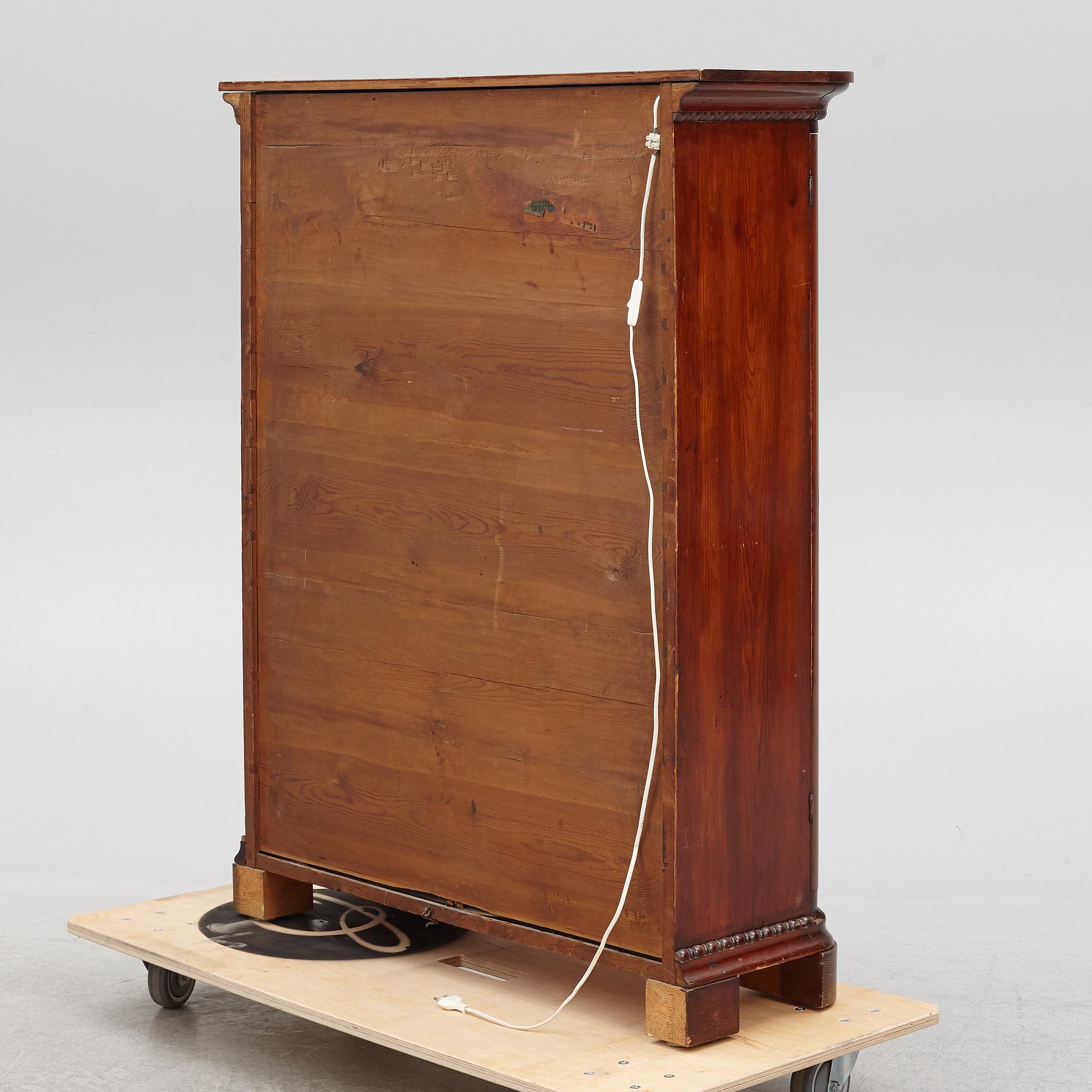 A book cabinet, second half of the 19th century.
