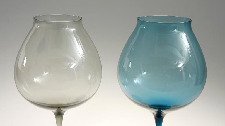 TULPANGLAS, 2 st, Nils Landberg, Orrefors, osign.