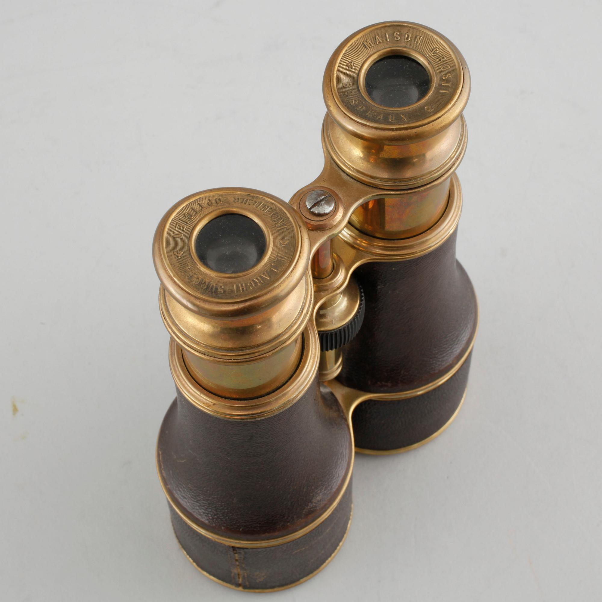 A early 20th century binoculars from Maison Crosti.