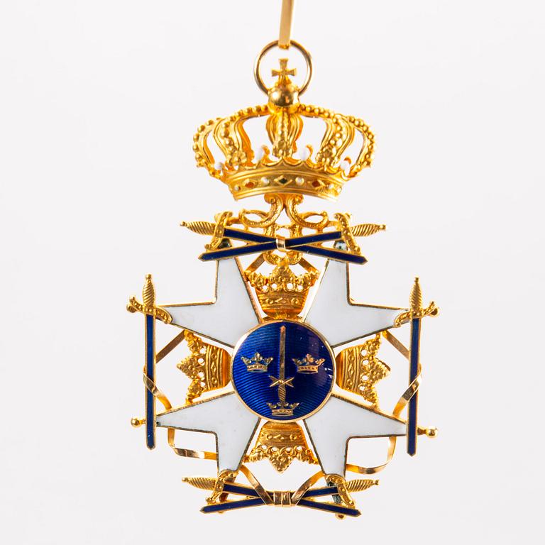 Swords of the Knights Cross Enamel on 18K CF Carlman 1960
total weight 31 gram.