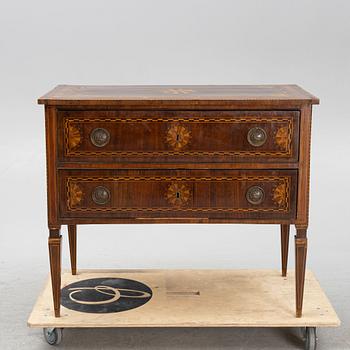 Chest of drawers, Louis XVI, the Netherlands, circa 1800.