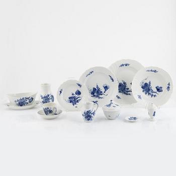 Matervis, 79 pieces, "Blue Flower", Royal Copenhagen, Denmark.