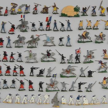 TENNSOLDATER, ca 132 st, 1900-tal.