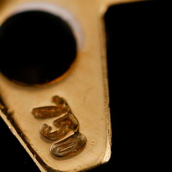 MANSCHETTKNAPPAR, 1 par, 18 k guld/vitguld, briljantslipade diamanter tot ca 0.90 ct. Total vikt 27 g.