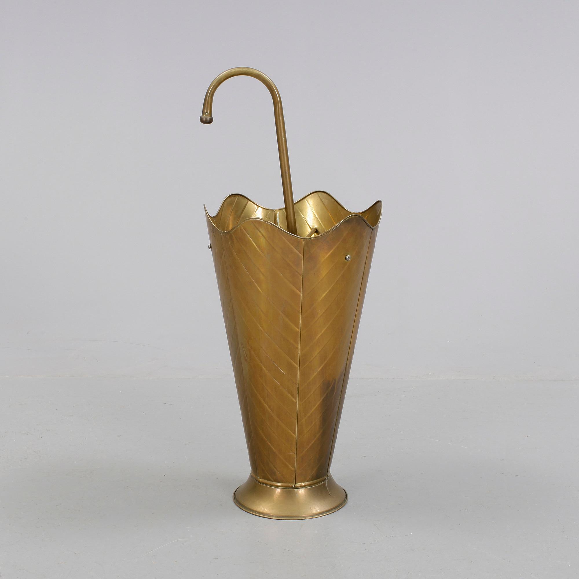 PARAPLYSTÄLL, mässing, 1900-talets andra hälft.