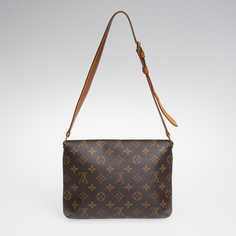 VÄSKA, "Musette Tango", Louis Vuitton.