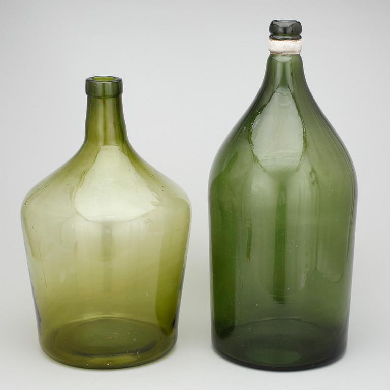 FLASKOR, 2 st, 1900-tal.