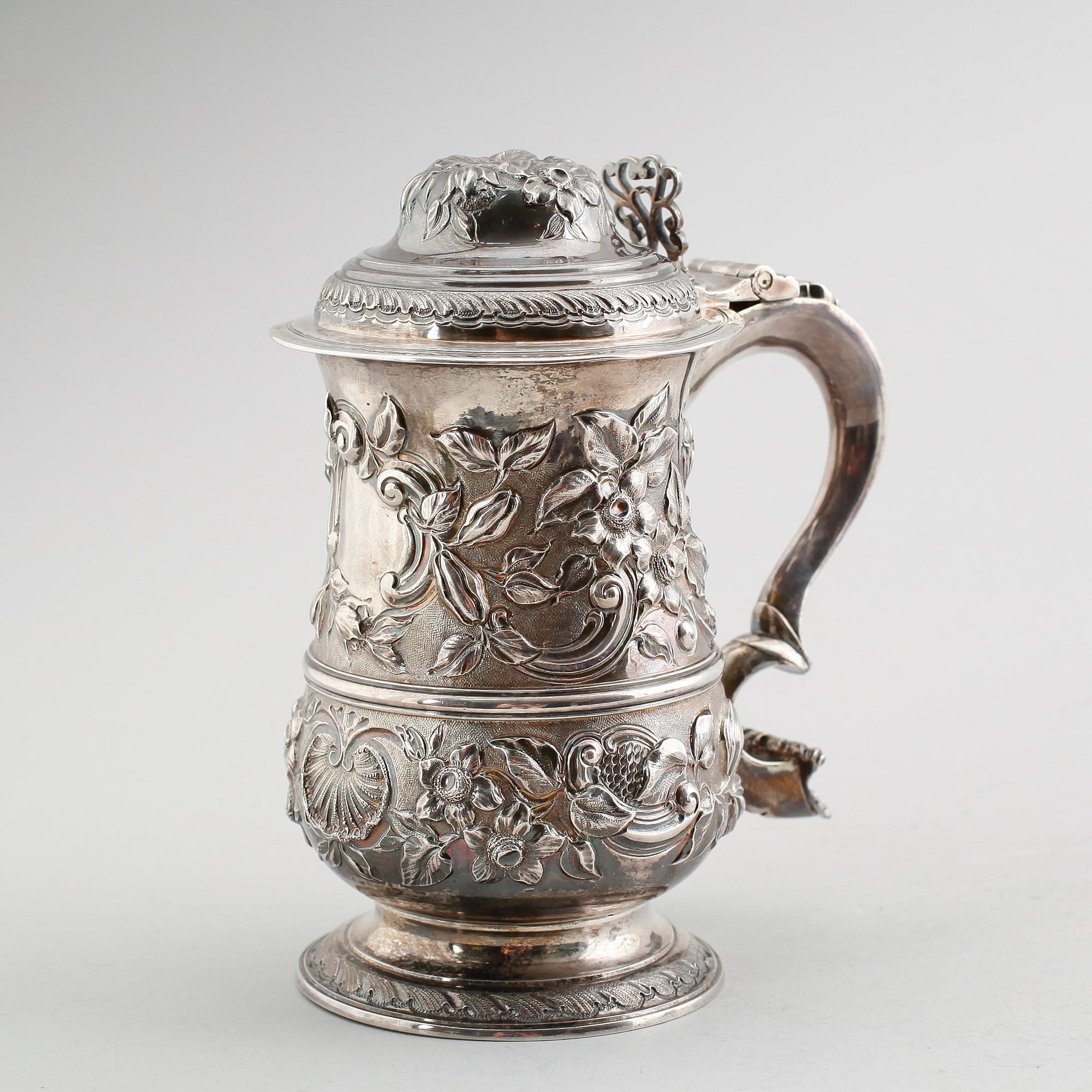 STOP, silver, IM, London 1769. Vikt ca 924 g.