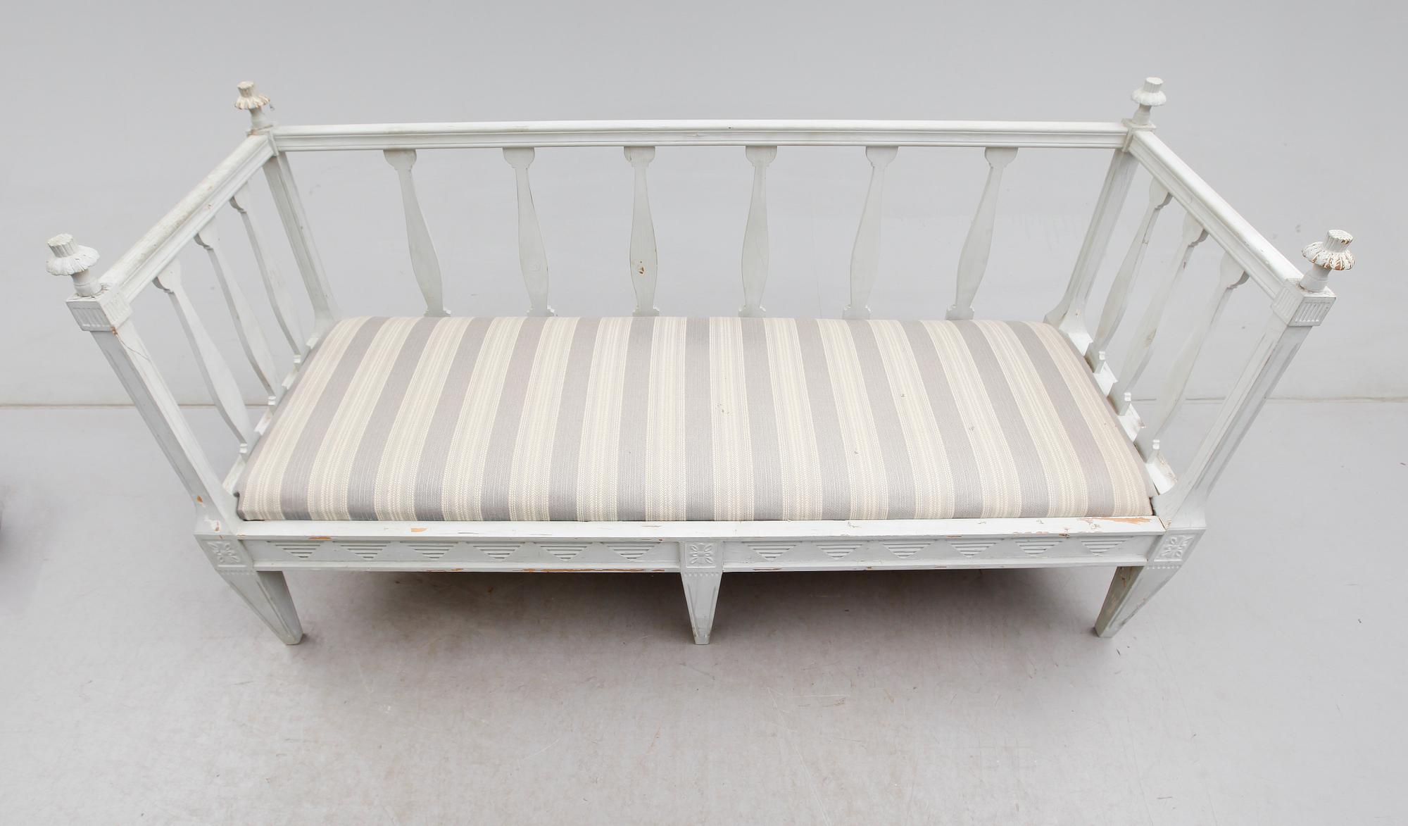 SOFFA, gustaviansk stil, 1900-talets första hälft.