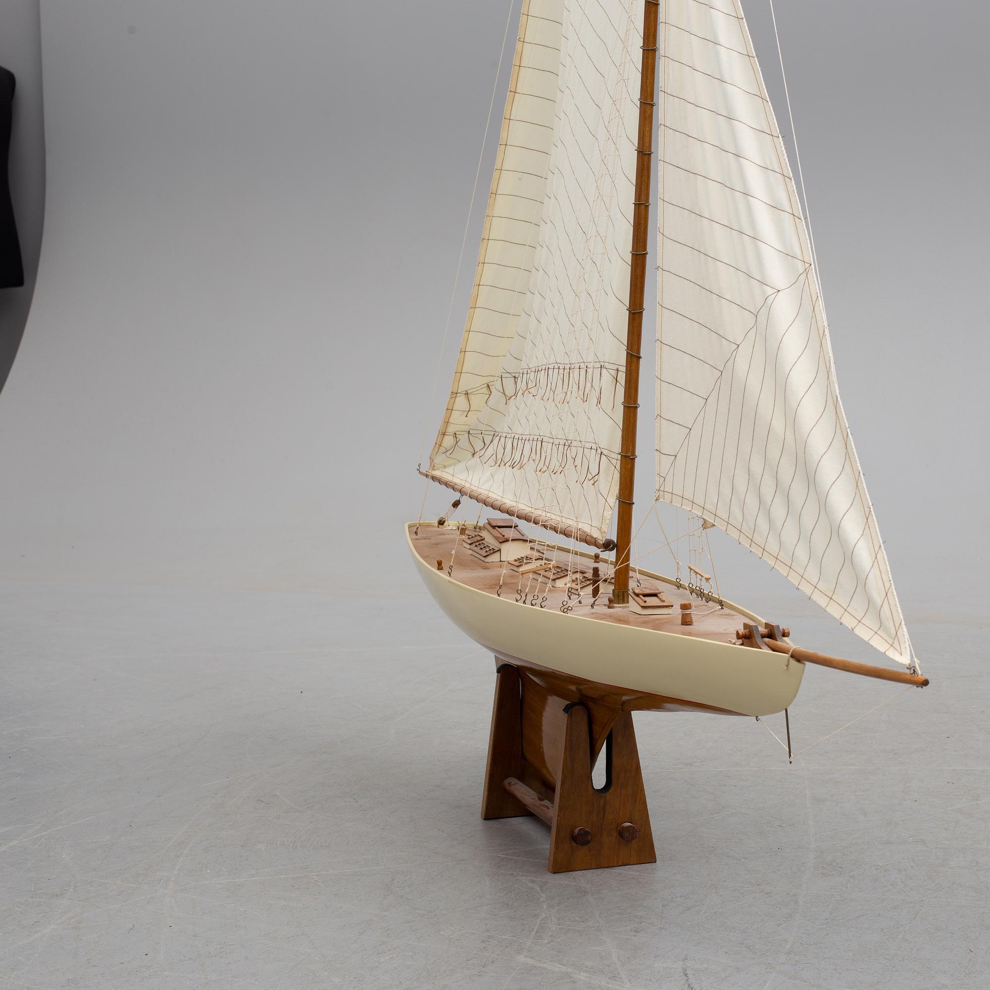 SEGELBÅTSMODELL, slup, 1900-talets mitt.