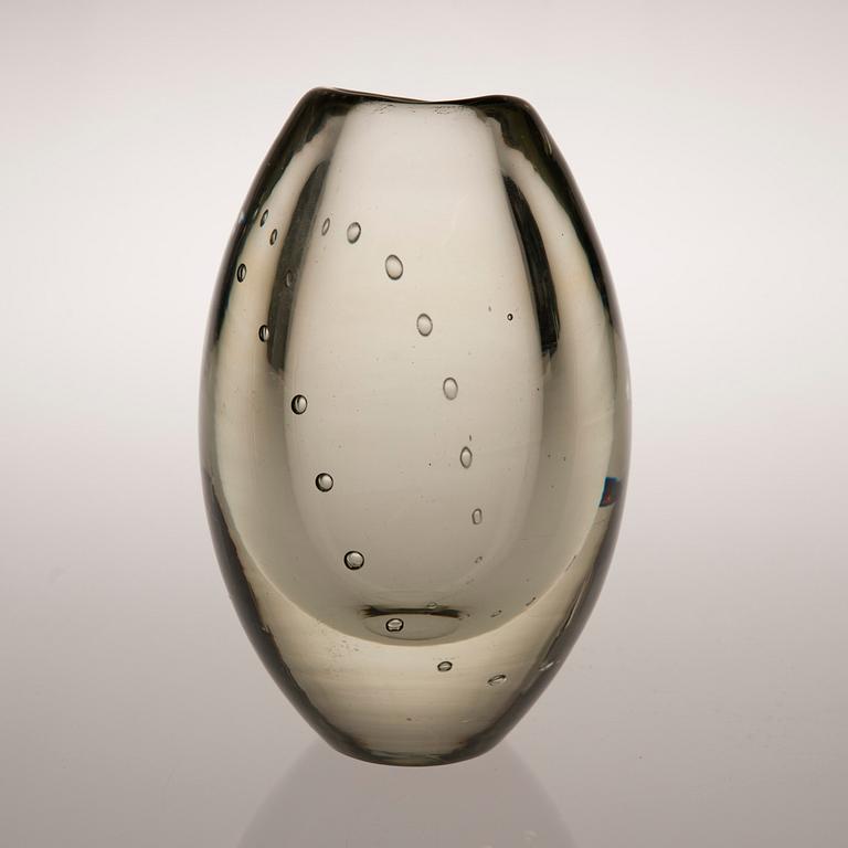 VAS, glas, "Pärlbandet", signerad, 1940-talets slut.