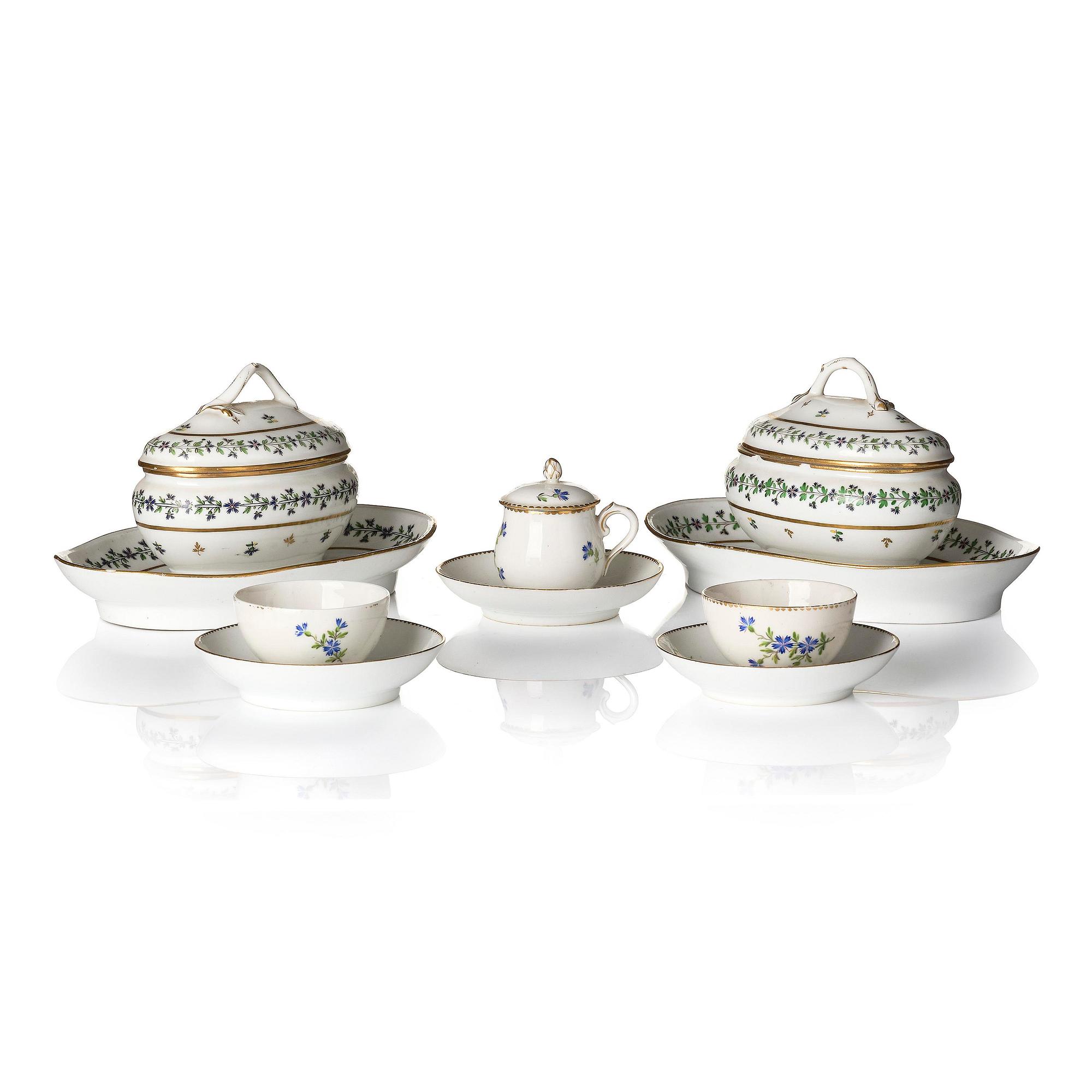 A five piece porcelain set with the 'Barbeaux pattern', France, some parts by Dihl et Guerhard, 18th/19th century.