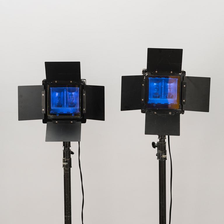 FOTOLAMPOR, 2 st, Kaiser Tyskland och Manfrotto, Italien.