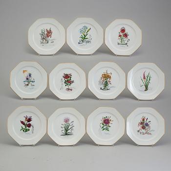 SALVADOR DALÍ, a set of 11 porcelain plates.