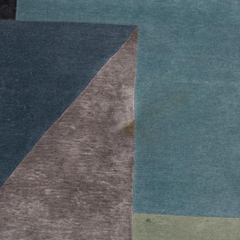 MATTO, "Trisquare, Blue", Indien, ca 298 x 200,5 cm, Linie Design, Hanne Kortegaard.