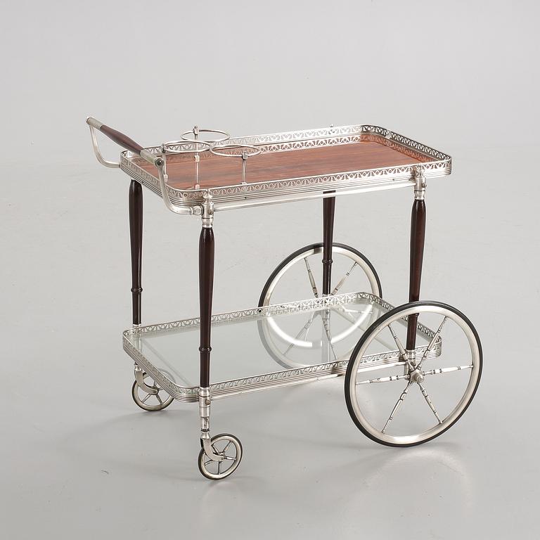 SERVERINGSVAGN, 1900-tal.