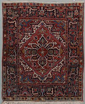 MATTA, semiantik Heris, ca 127x113 cm.