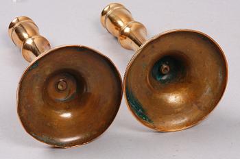 LJUSSTAKAR, ett par, mässing, empire, 1800-tal.