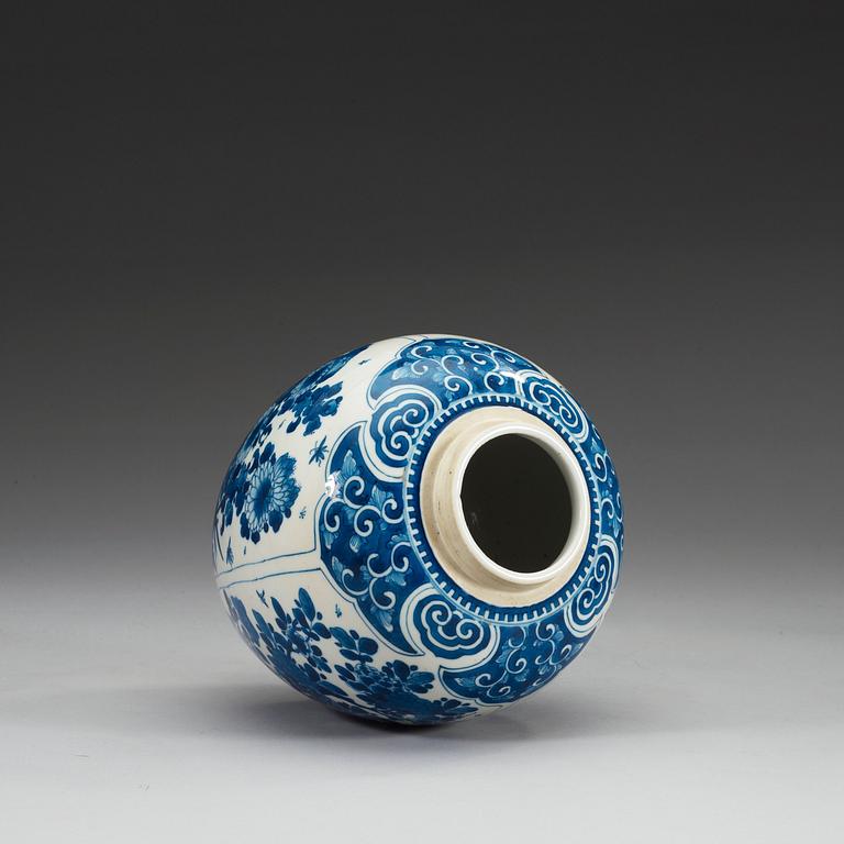 BOJAN, porslin. Qing dynastin, Kangxi (1662-1722).