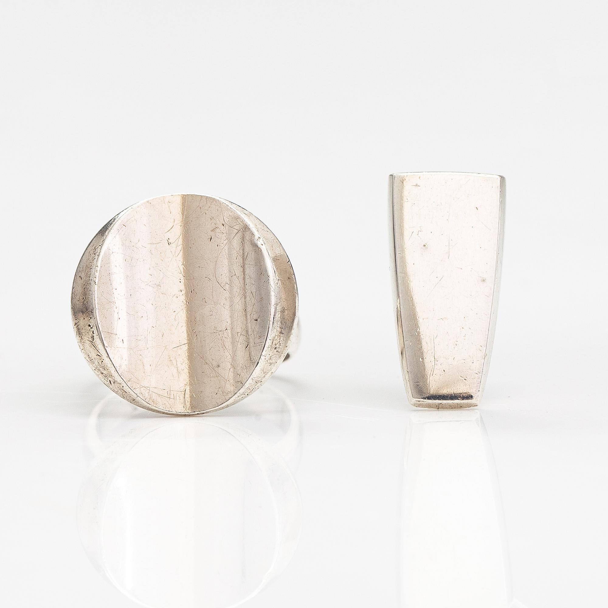 Riipus malli 423 ja sormus malli 107, sterlinghopeaa. Georg Jensen, Tanska.