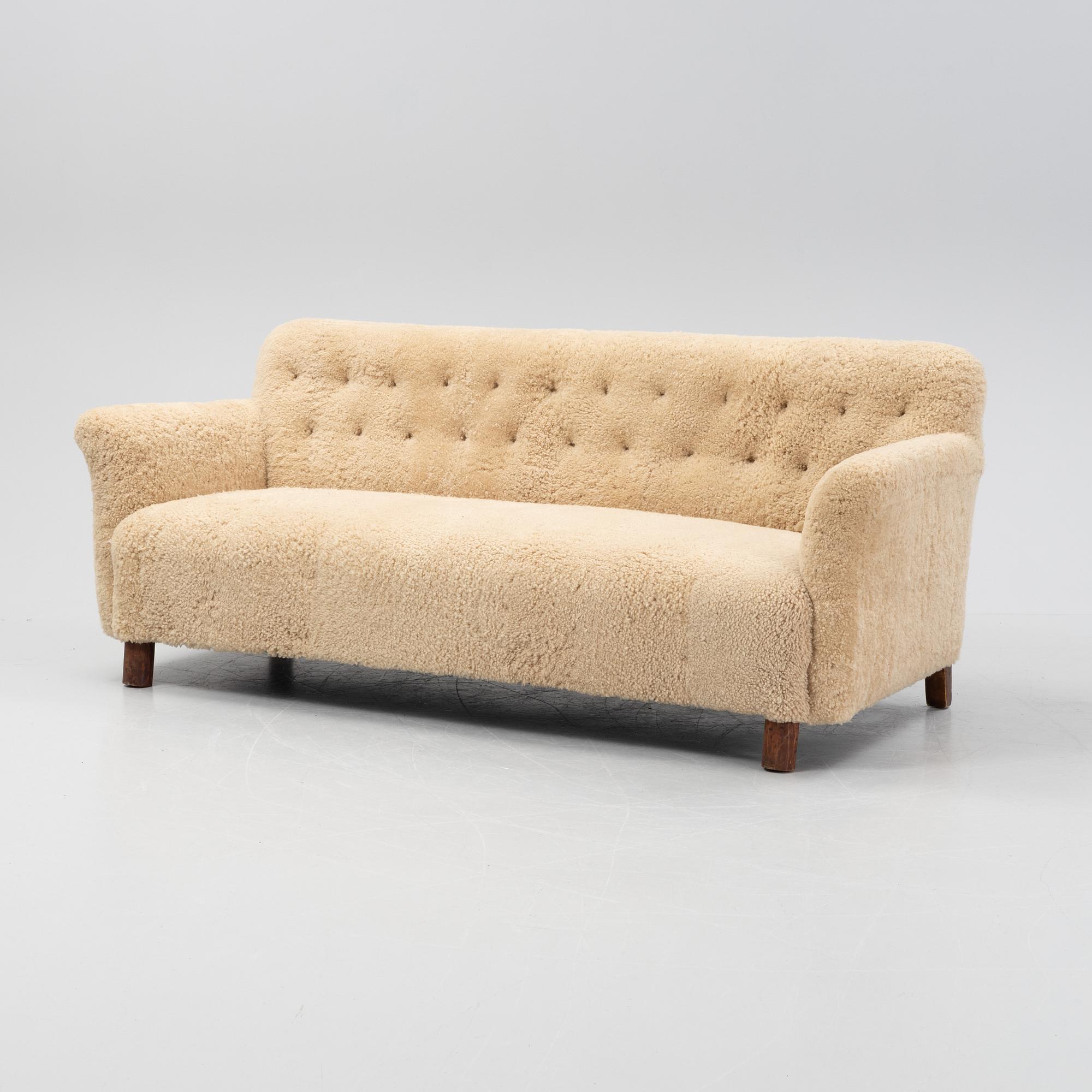 A model 1547 sofa, Fritz Hansen, Denmark, 1930's/40's.