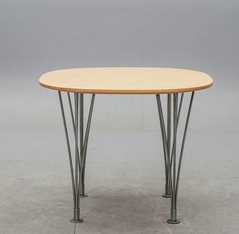 BORD. "Superelips" design Bruno Mathsson och Piet Hein för Bruno Mathsson International.