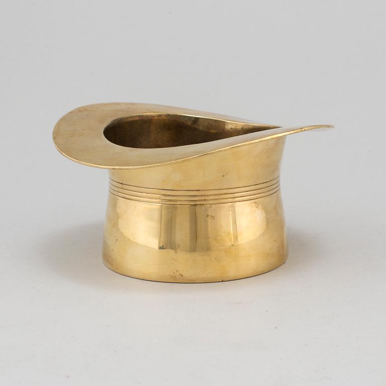 A 20th century brass wine cooler.