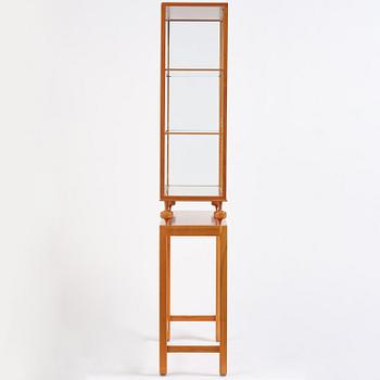 Josef Frank, a display cabinet model B 2077, Firma Svenskt Tenn, ca 2001.
