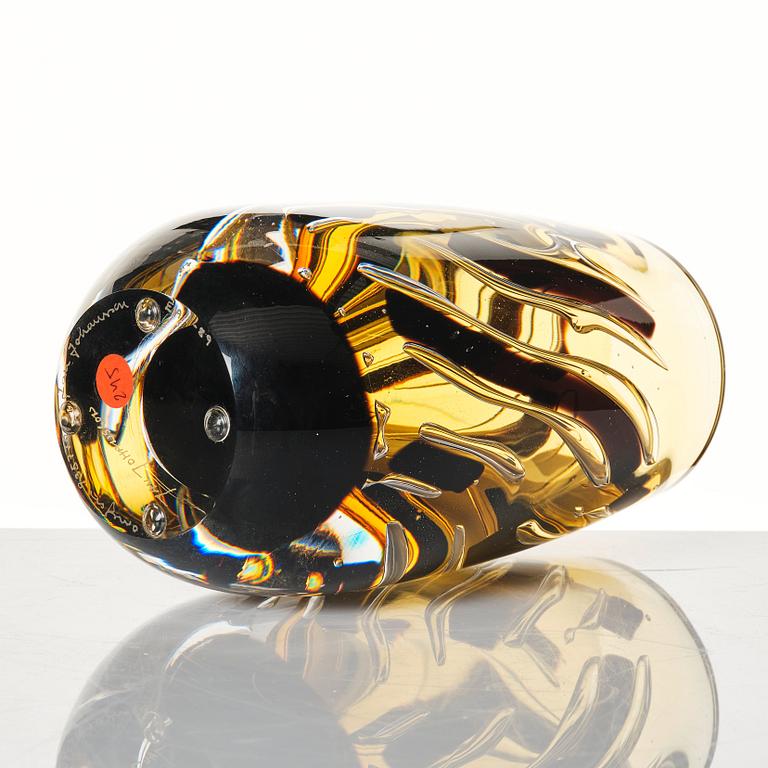 Jan Johansson, an 'ariel' glass vase, Orrefors, Sweden 1989.