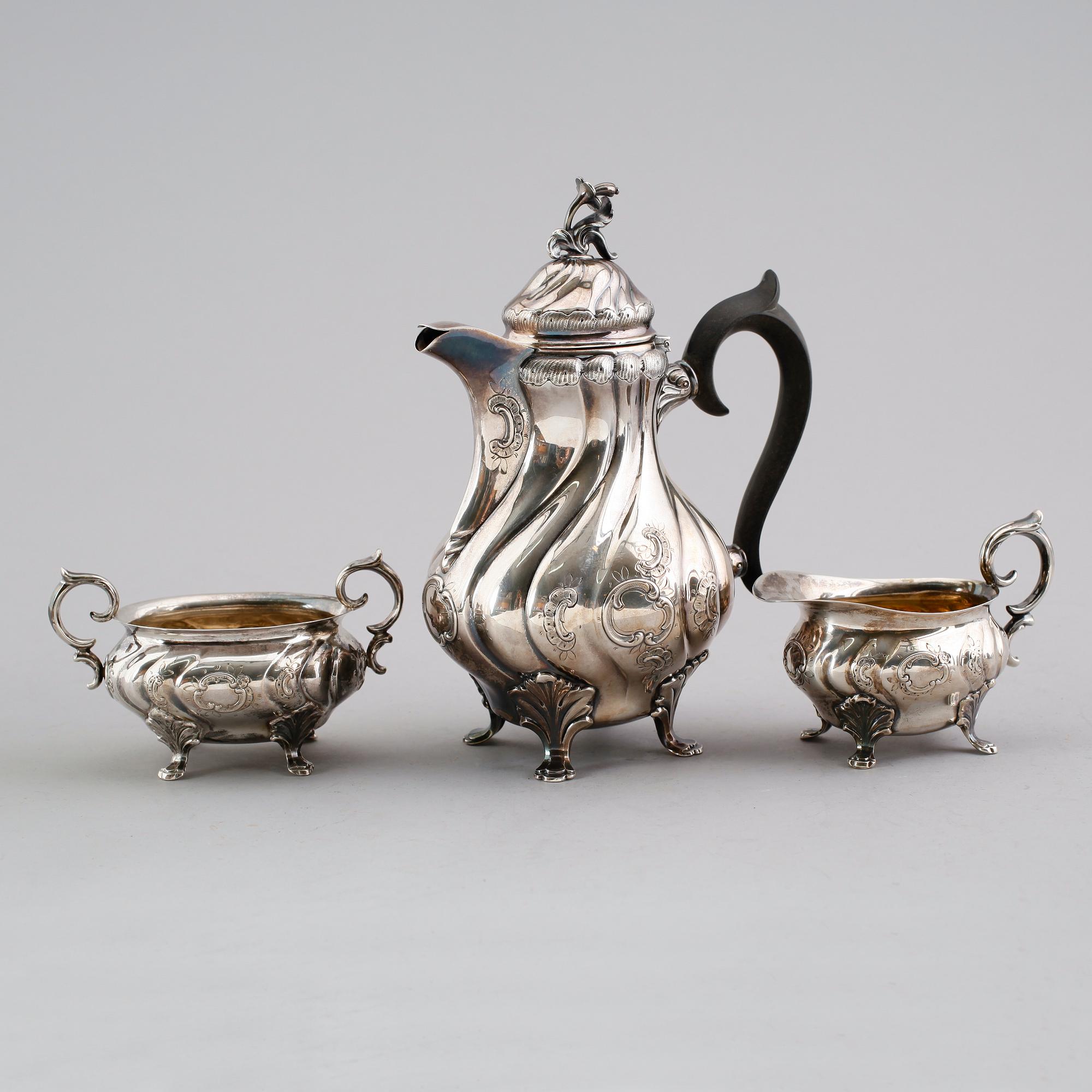 KAFFESERVIS, 3 delar, silver, CG Hallberg, Stockholm 1947/48. Vikt ca 614 gram.