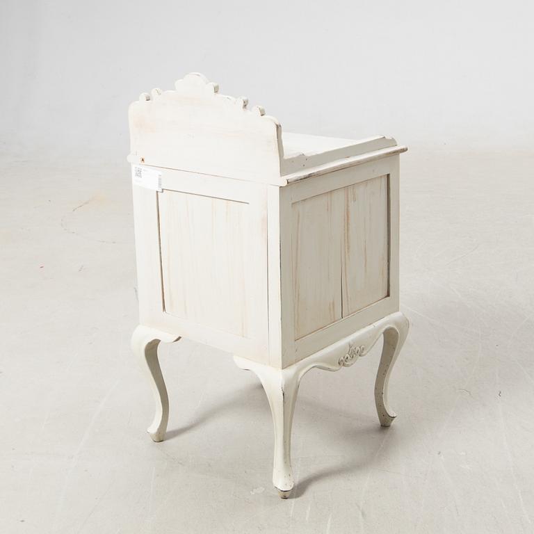 Sängbord, 1900-talets mitt.