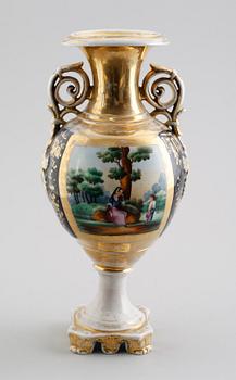 URNA, porslin, empirestil, 1800-tal.