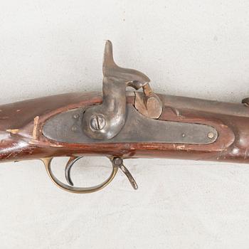 A British percussion gun, 1853 pattern.