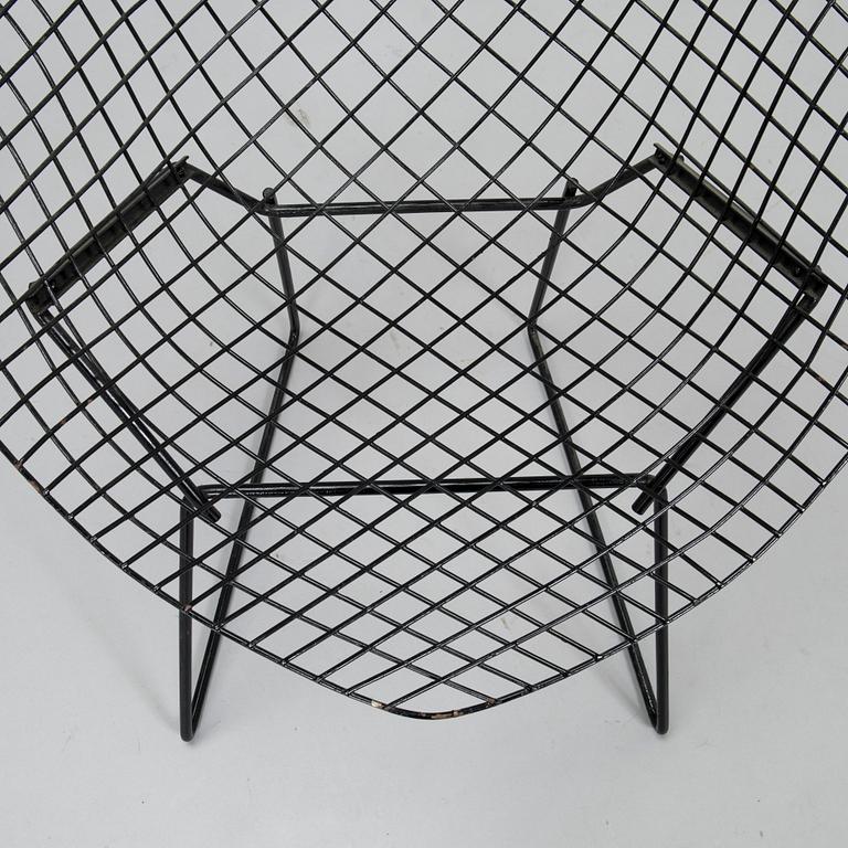 Harry Bertoia, stolar, ett par, "Diamond chair", tidigt 1960-tal.