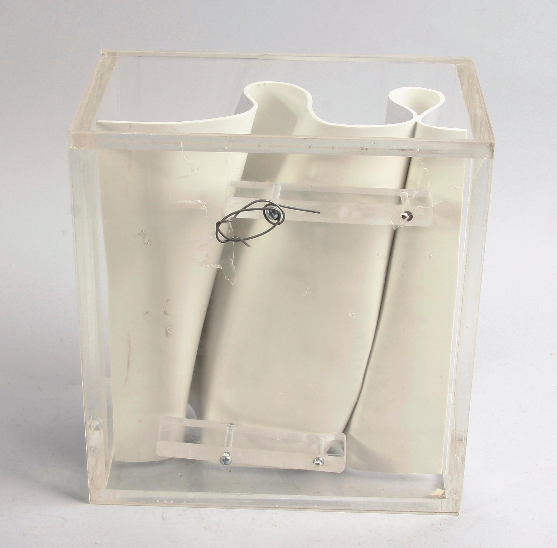 NALIWAJKO, JAN, objekt, sign och daterad 1984.