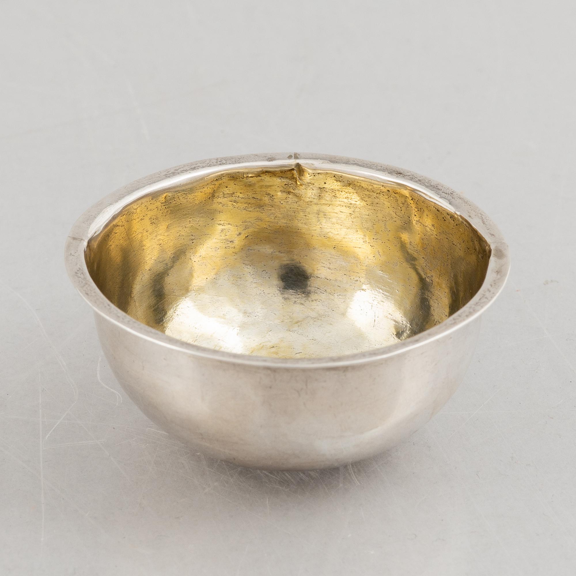 Carl Kåhre, tumlare, silver, Halmstad 1785.