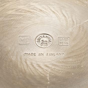 Bertel Gardberg, a lidded pewter jar, Hopeatehdas Oy, Helsinki.