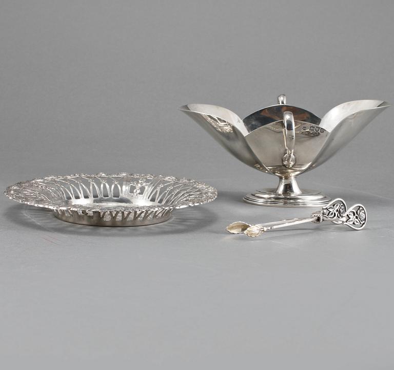 PARTI SILVER, 3 delar, delvis låghaltigt, 1800- och 1900-tal, vikt 343 g.