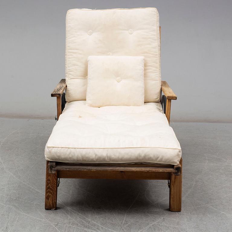 ELSA STACKELBERG, a contemporary sunbed, Fri Form.