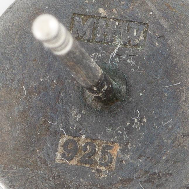 Hedvig Westermark, ett par örhängen, silver med diamanter.
