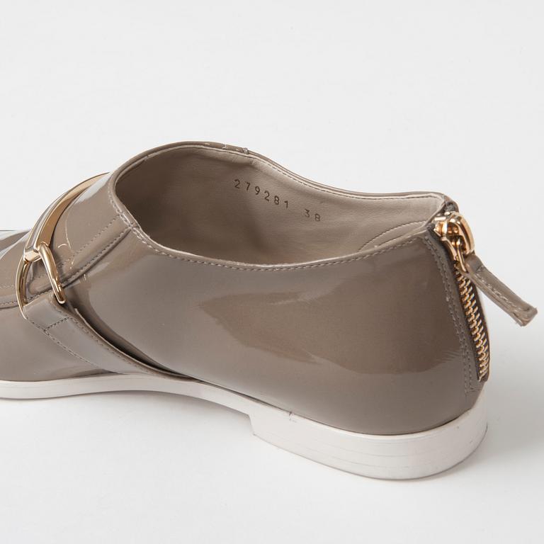 ETT PAR LOAFERS, Stella McCartney, storlek 38.