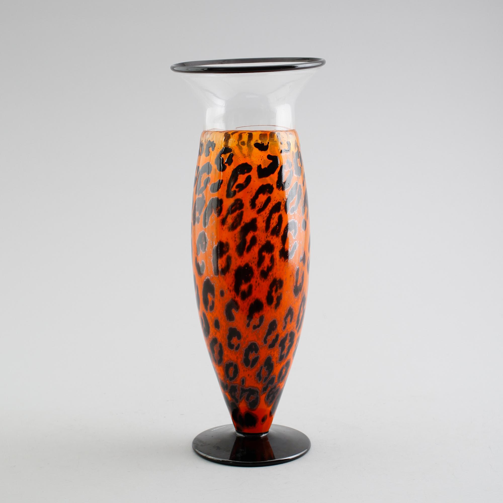 VAS, glas, Kjell Engman, Kosta Boda, signerad.