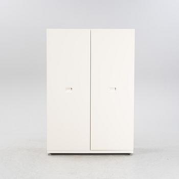 Garderob, Asplund, omkring år 2000.