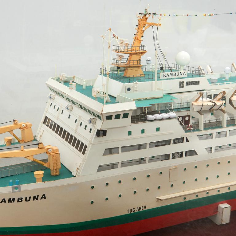 Model boat "MF Kambuna" 1984 Jos L Meyer.