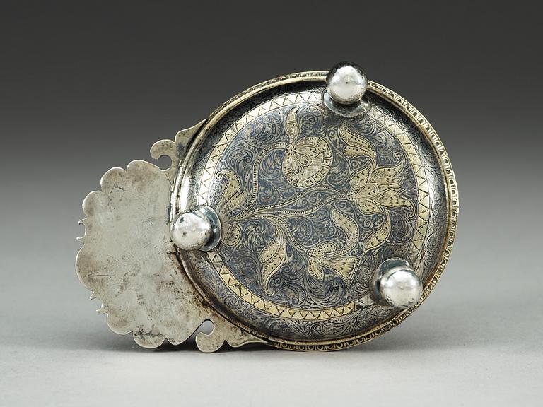 A Russian 17th century silver-gilt and niello charka, unmarked.